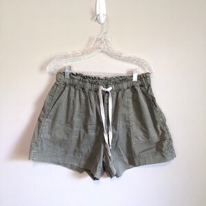 Aerie Women's Cargo Shorts - Olive Green